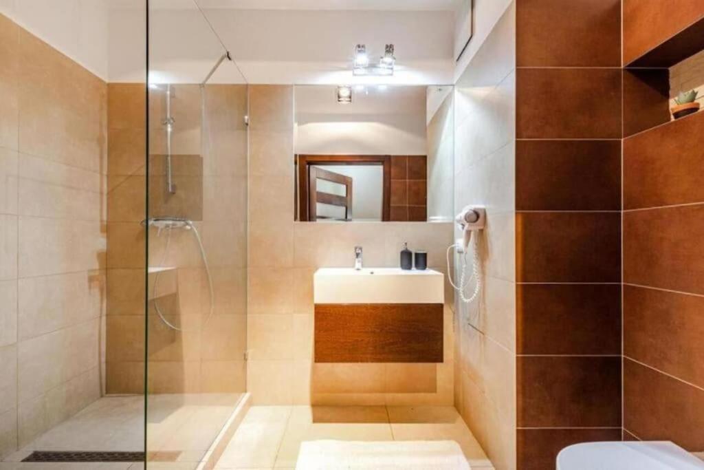 Central Apartments Gdansk& 1Sz7-46 מראה חיצוני תמונה